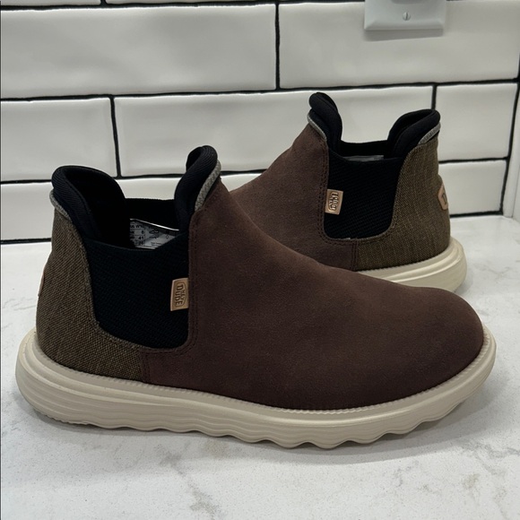 HEY DUDE WOMEN'S BRANSON SUEDE BOOT COFFEE SIZE 10 | WOMENS BOOTS | WOMENS - Picture 9 of 16